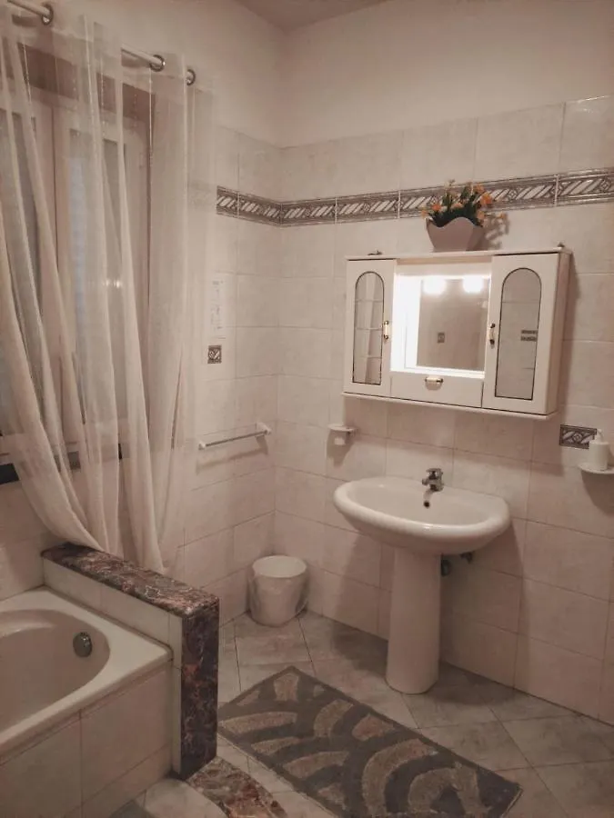 Hotel I capricci dell'Etna 2 di Puglisi Mascalucia Italia